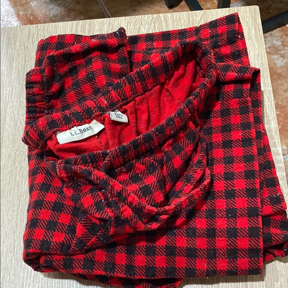 L.L. Bean Red and Black Checkered Lounge Pants 100% Cotton